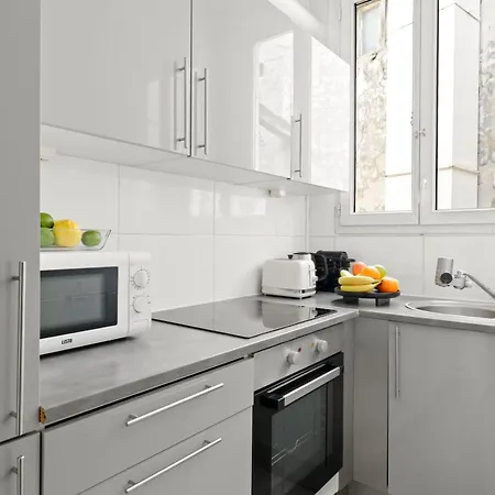 Appartement Bnbnova - Golden Triangle - 1br - 8th Parijs